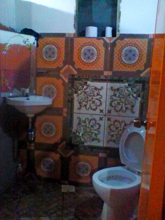 Lennon'S Place Backpacker Hostel Panglao Bagian luar foto
