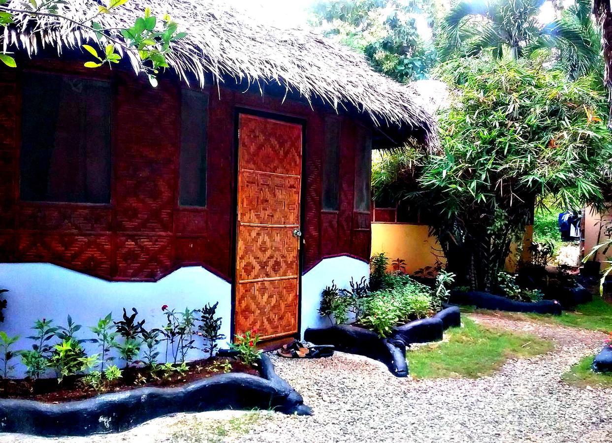 Lennon'S Place Backpacker Hostel Panglao Bagian luar foto