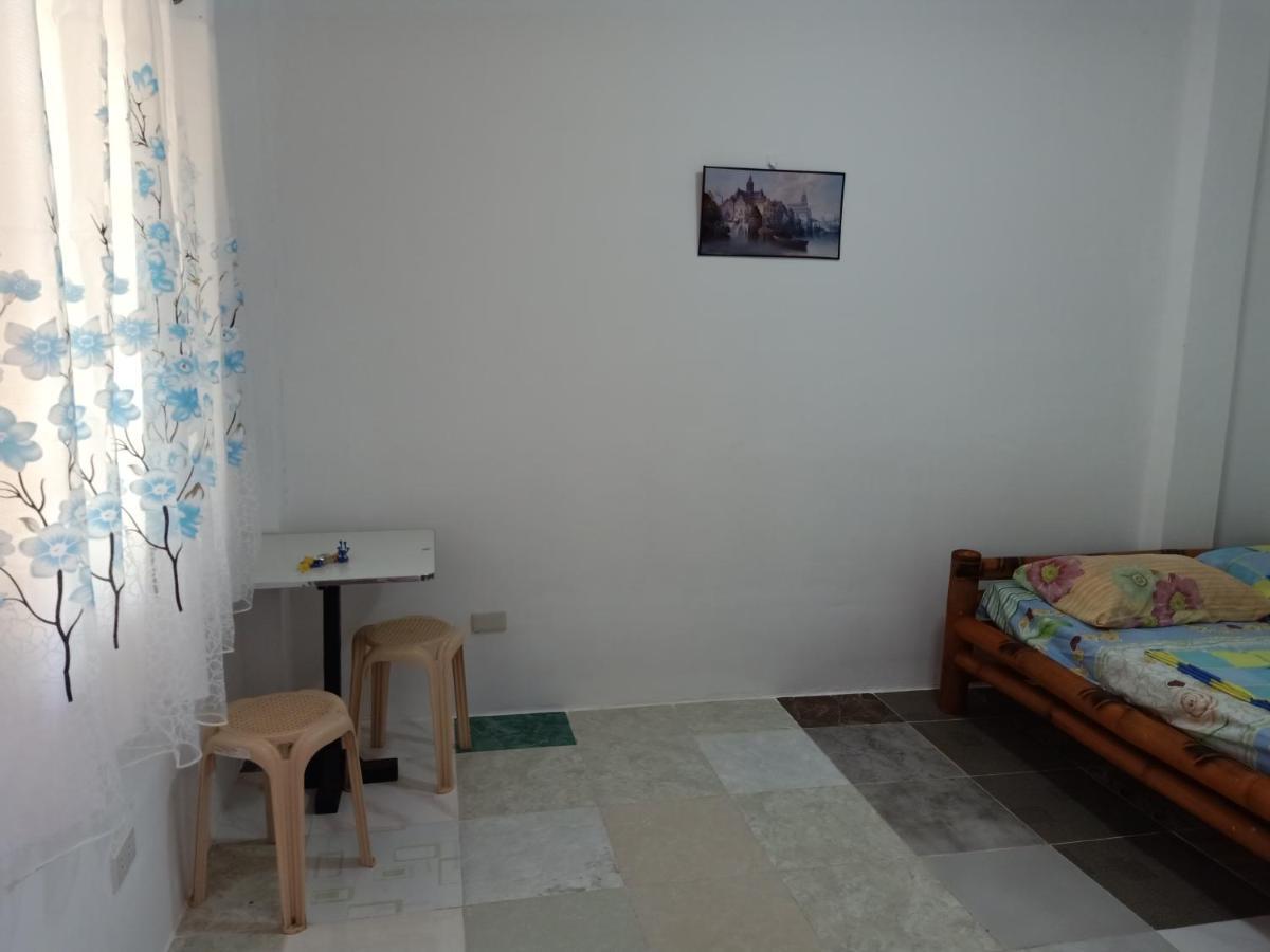Lennon'S Place Backpacker Hostel Panglao Bagian luar foto