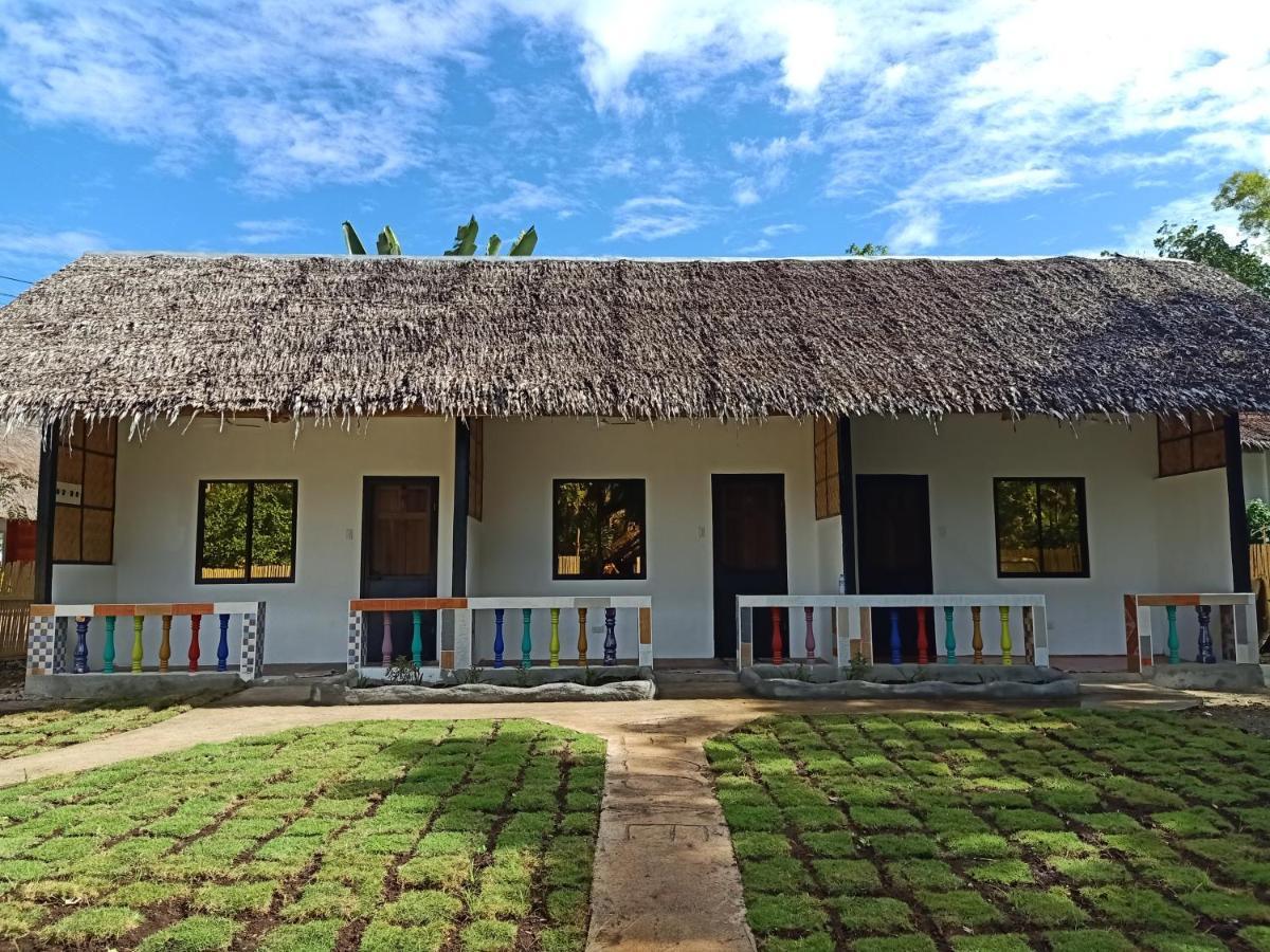 Lennon'S Place Backpacker Hostel Panglao Bagian luar foto